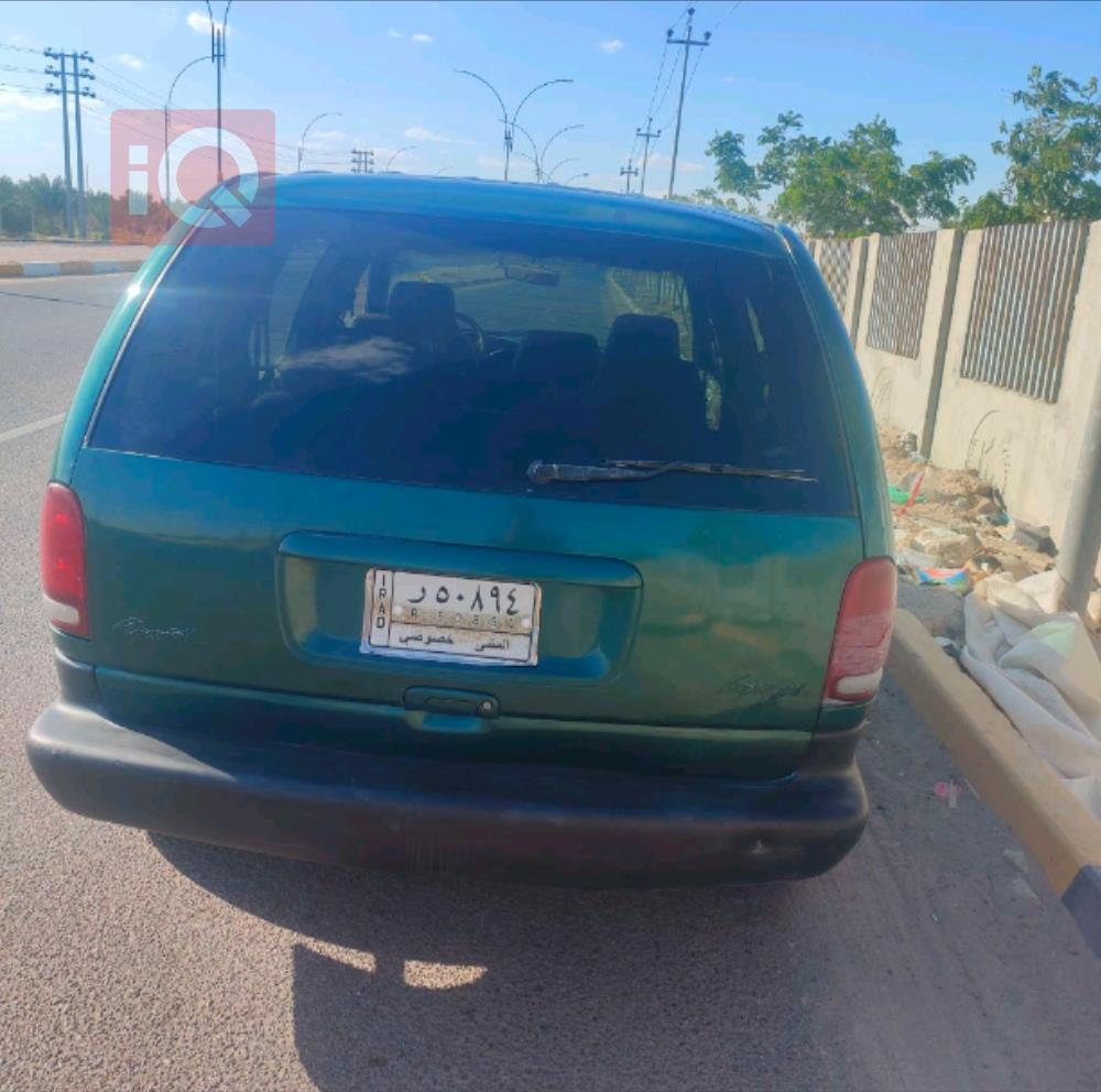 Dodge Caravan